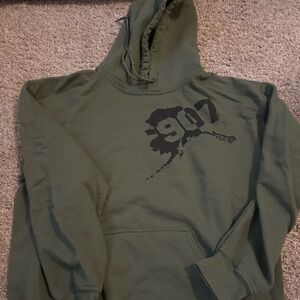 907 Alaska Hoodie